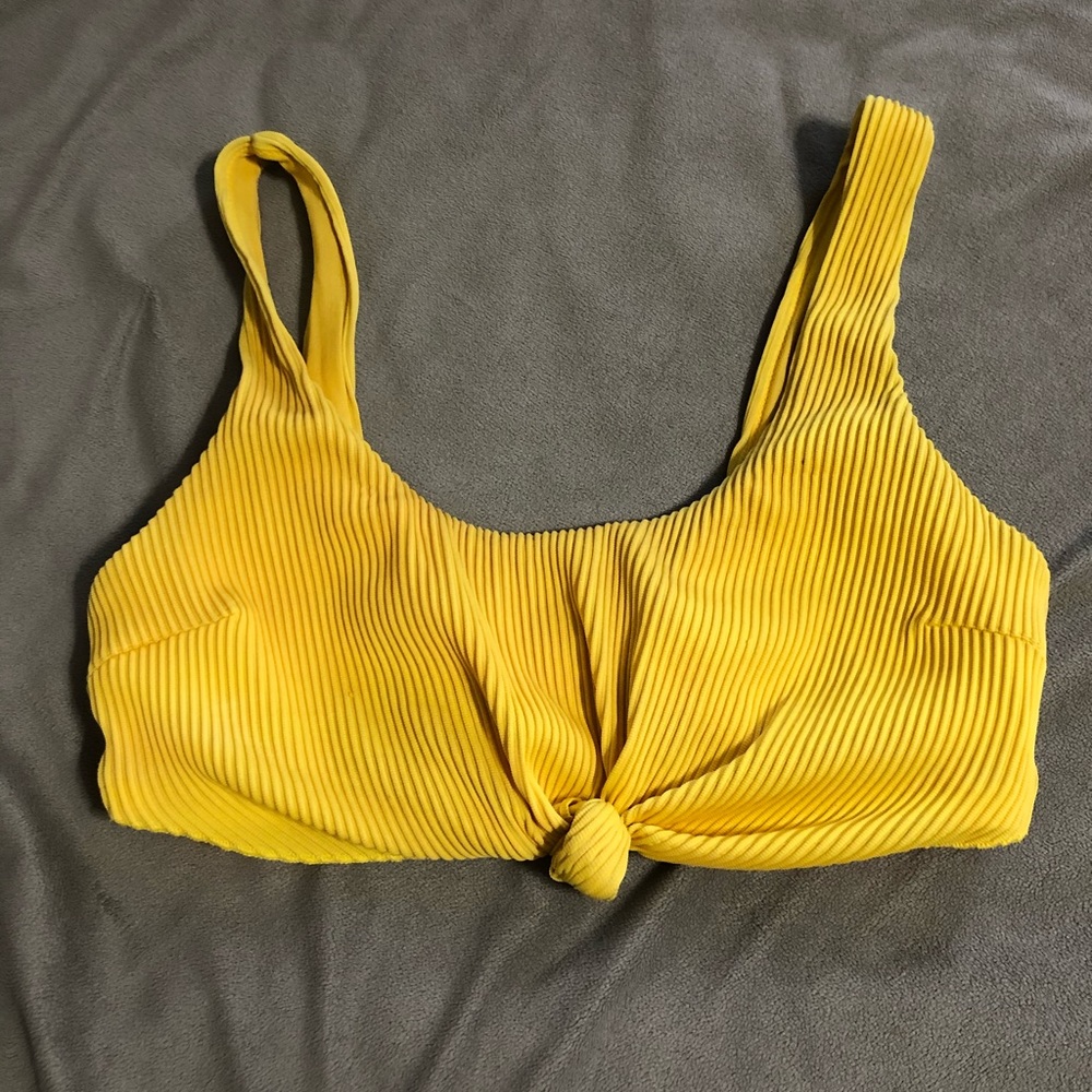 hollister yellow bikini top